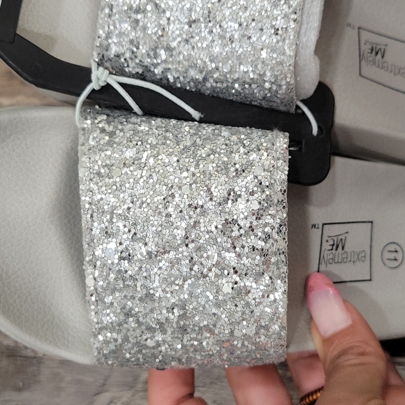 Extremely Me Glitter Slides - Picture 4 of 4